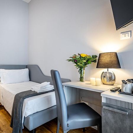 Residenza24 Bed & Breakfast ฟลอเรนซ์ ภายนอก รูปภาพ