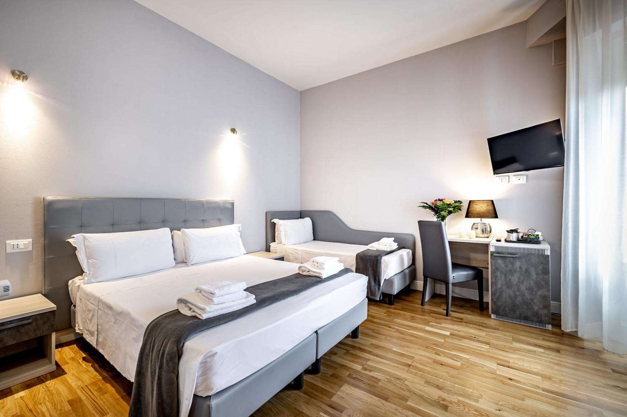 Residenza24 Bed & Breakfast ฟลอเรนซ์ ภายนอก รูปภาพ
