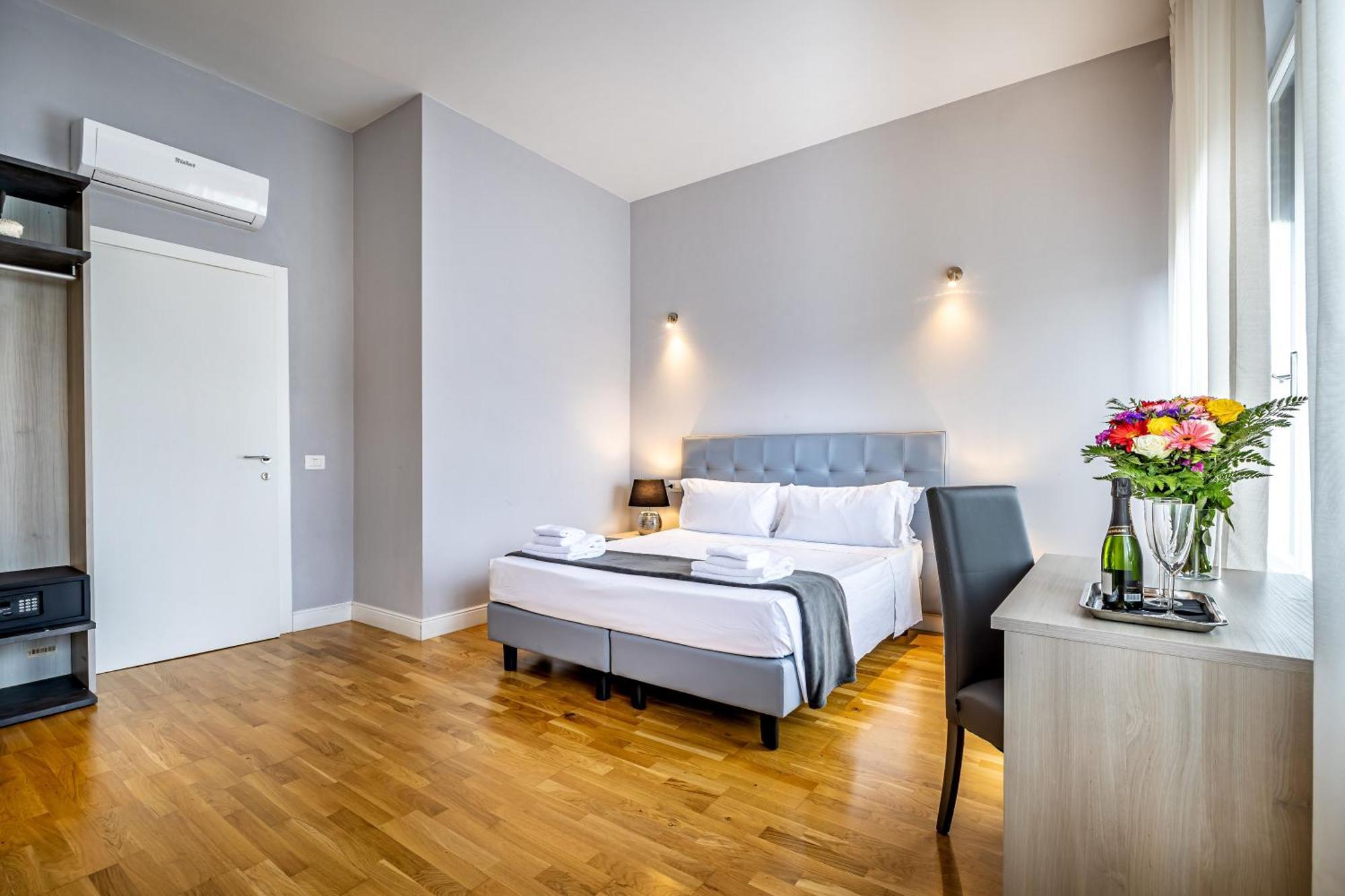 Residenza24 Bed & Breakfast ฟลอเรนซ์ ภายนอก รูปภาพ