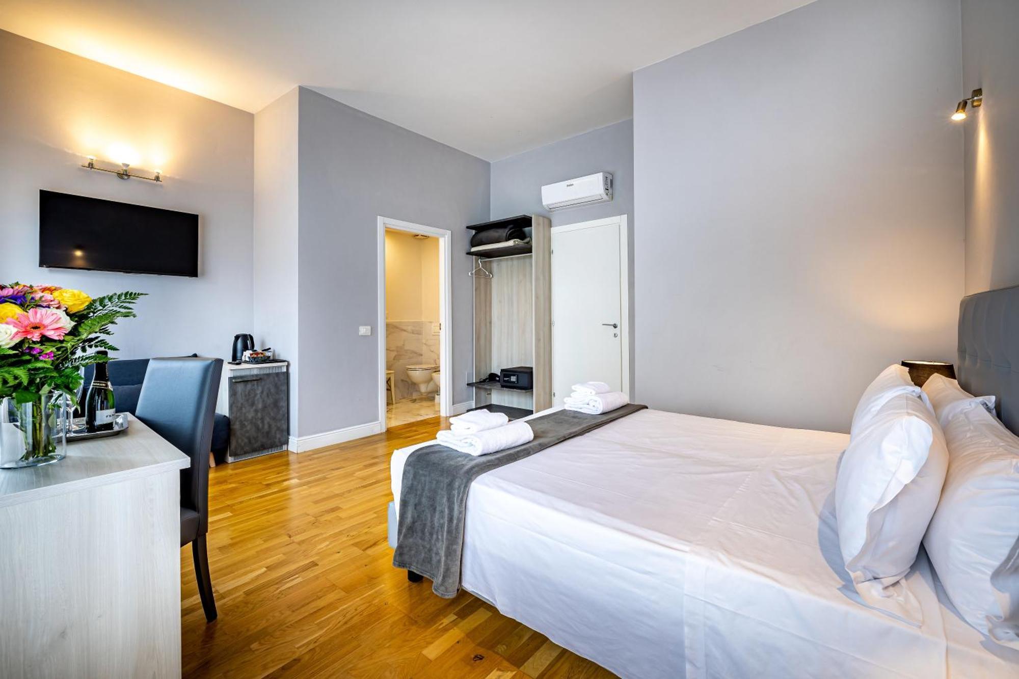 Residenza24 Bed & Breakfast ฟลอเรนซ์ ภายนอก รูปภาพ