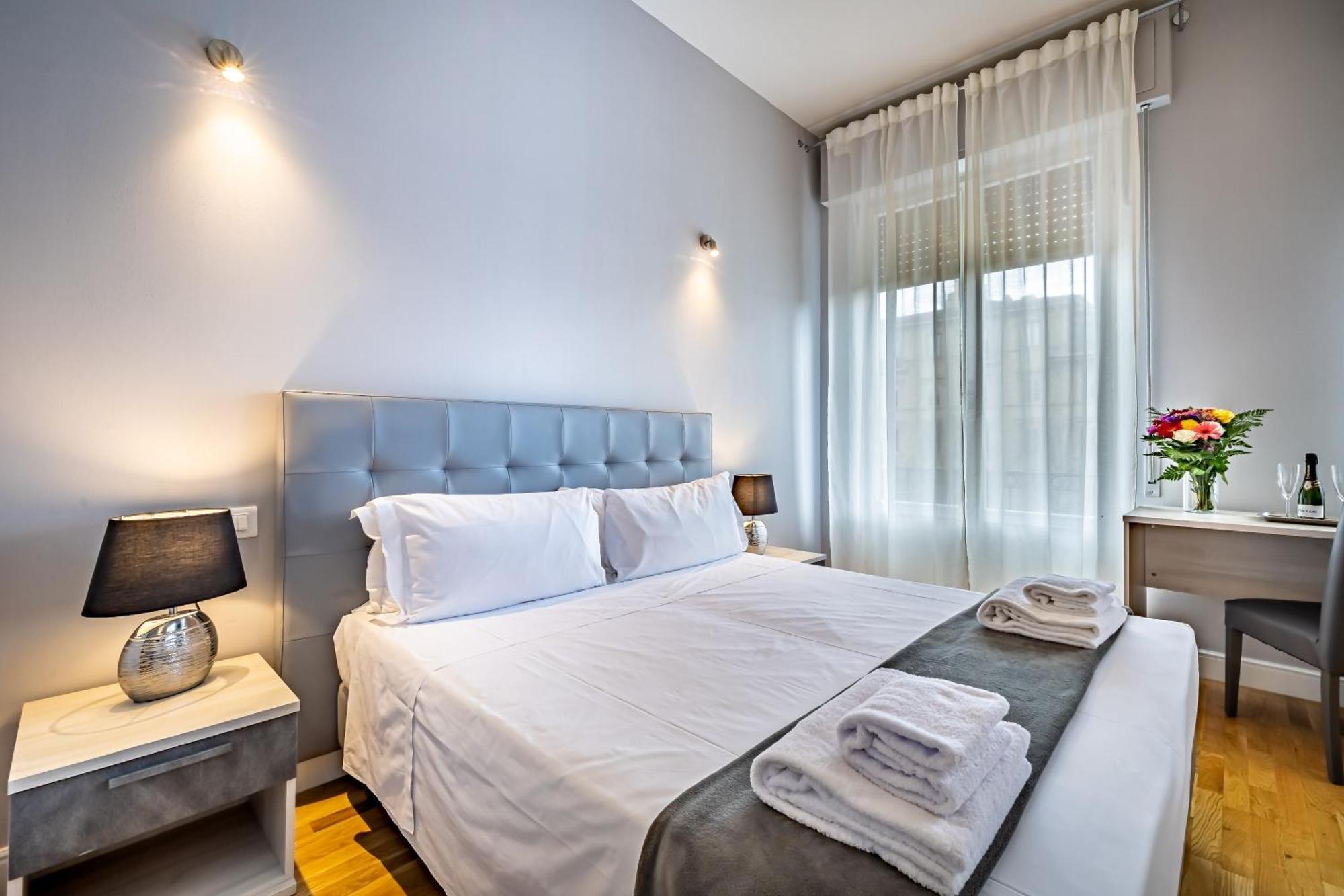 Residenza24 Bed & Breakfast ฟลอเรนซ์ ภายนอก รูปภาพ