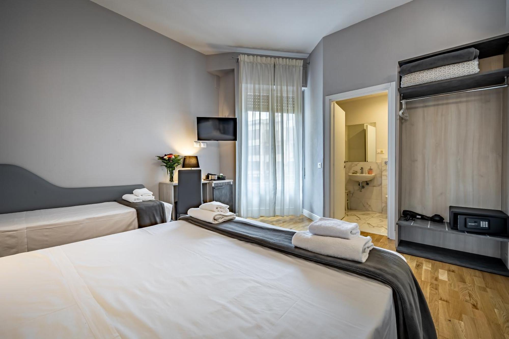 Residenza24 Bed & Breakfast ฟลอเรนซ์ ภายนอก รูปภาพ